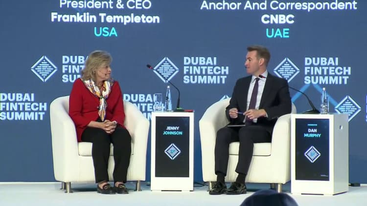 CEO Franklin Templeton says AI and blockchain will be the 2 biggest 'troublemakers' for any industry