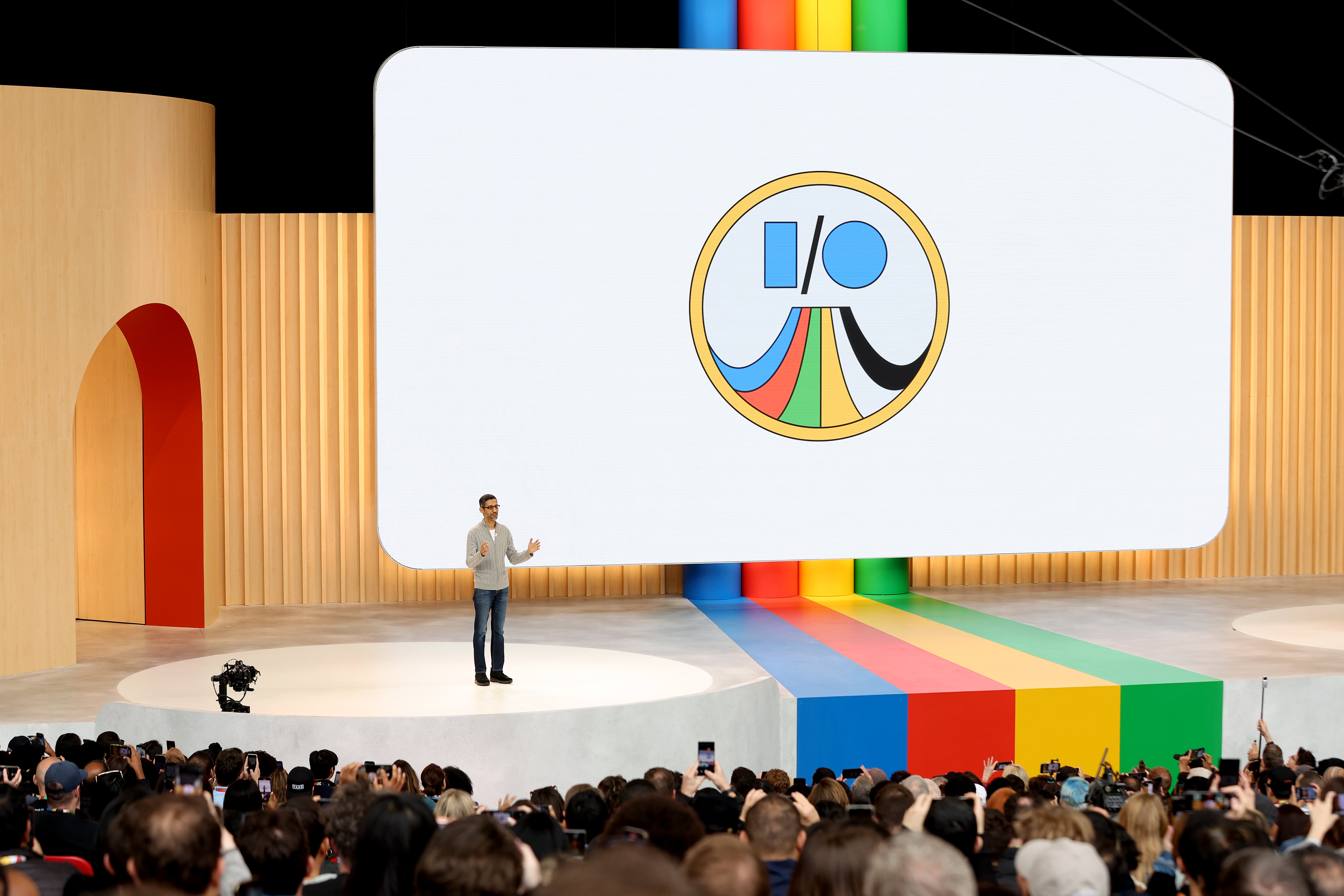 Google AI-evenement stuurt Alphabet-aandelen naar de hoogste prijs sinds augustus
