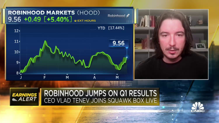 Bekijk het volledige interview van CNBC met Vlad Tenev, CEO van Robinhood