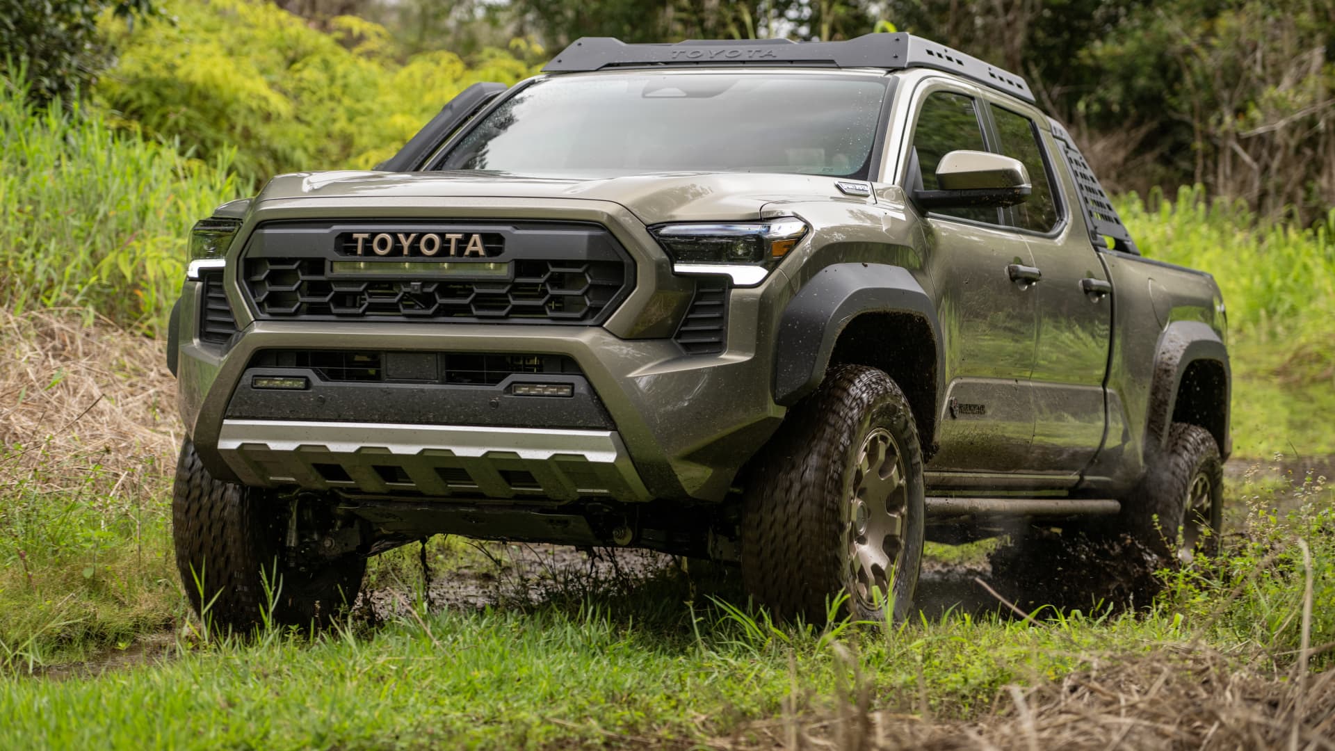 Toyota redesigns bestselling Tacoma pickup amid increased midsize competition Auto Recent
