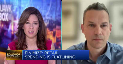 U.S. retailers struggling to navigate difficult consumer environment: Analyst