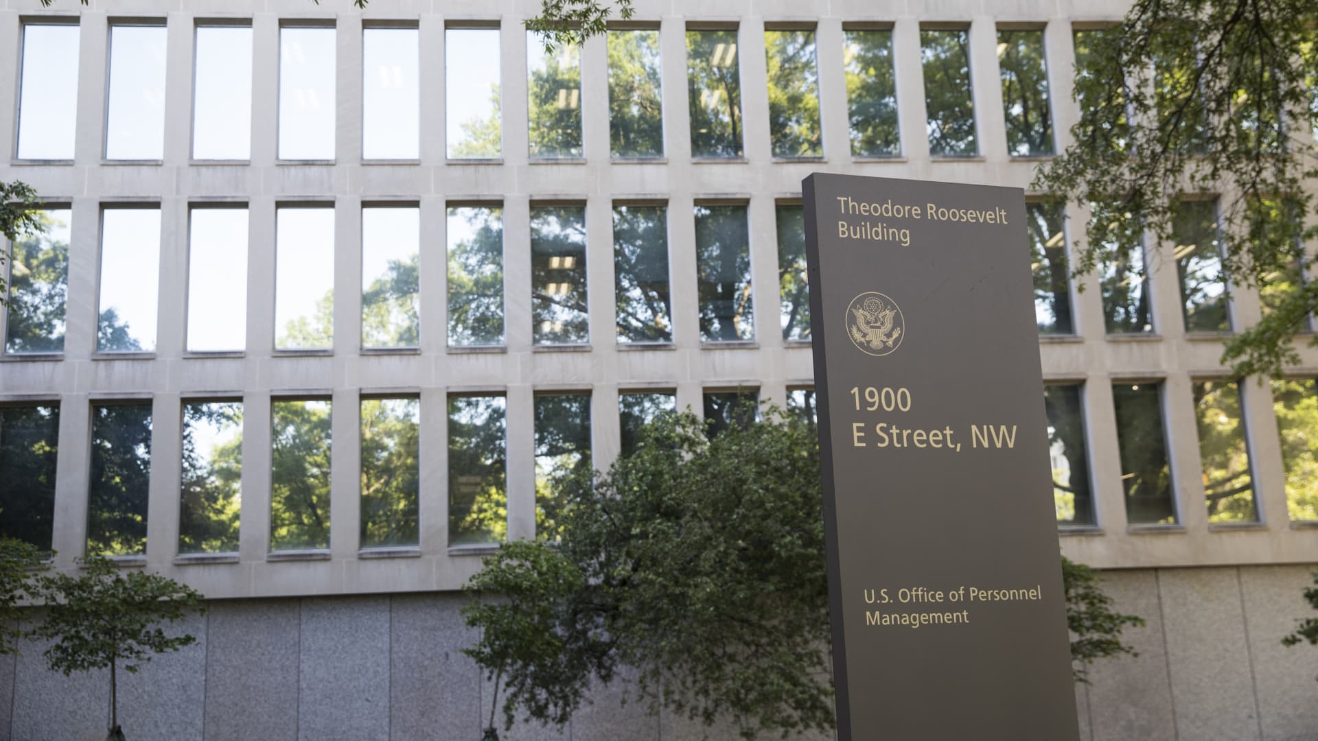 Former OPM employee pleads guilty to steering millions in contracts to family-connected firms