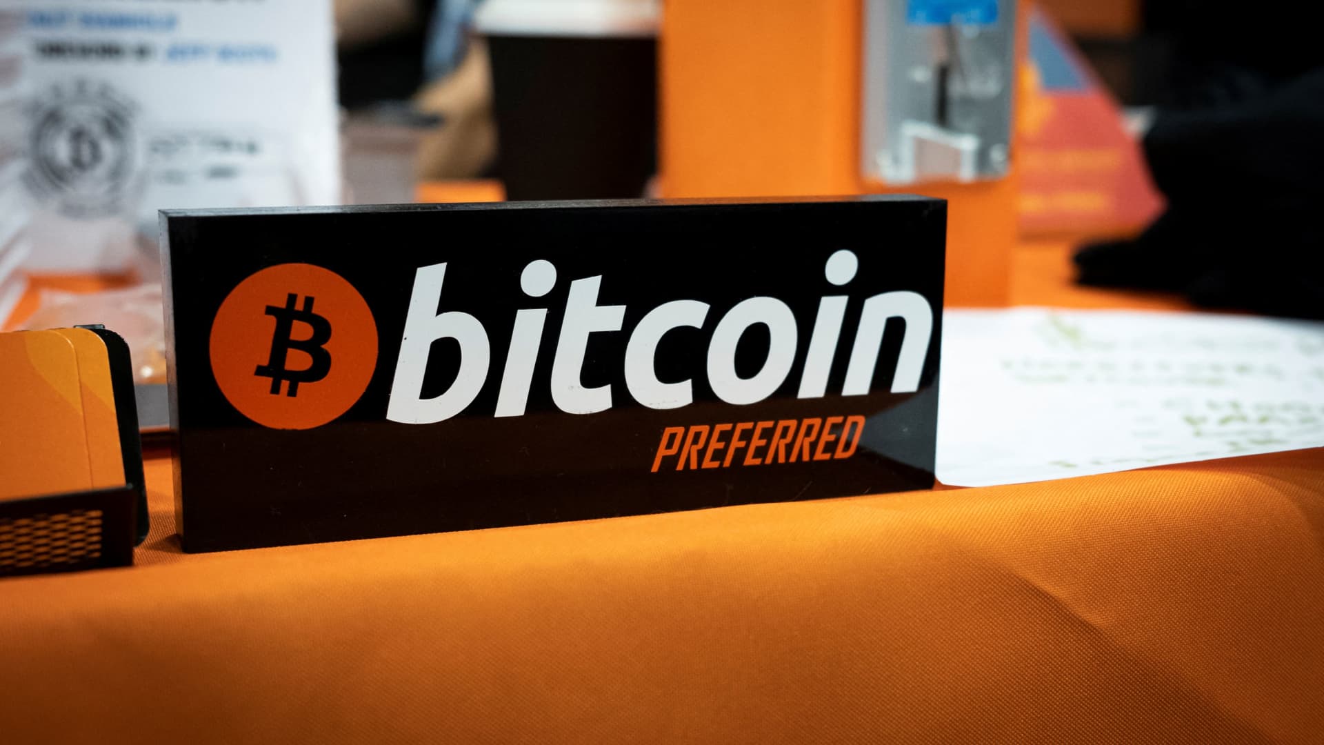 CNBC Daily Open: Investors still aren’t convinced by bitcoin