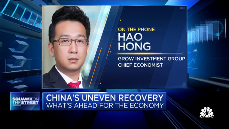 Hard to see how China can win AI competition if chip bans keep happening: Grow Investment's Hong