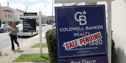 Mortgage demand drops despite rates coming off recent highs