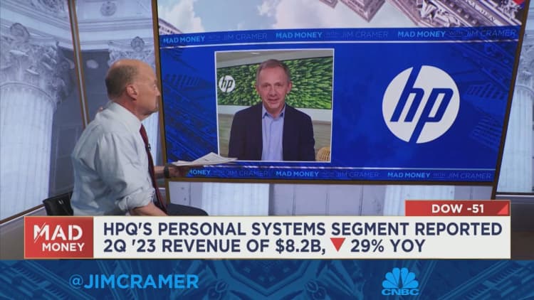 Jim Cramer sits down with HP CEO Enrique Lores after mixed quarterly results