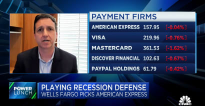 Amex building moat around high-end consumers, says Wells Fargo's Donald Fandetti