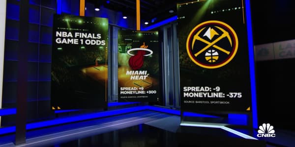 Betting expert talks how to make the most of the upcoming NBA and NHL finals