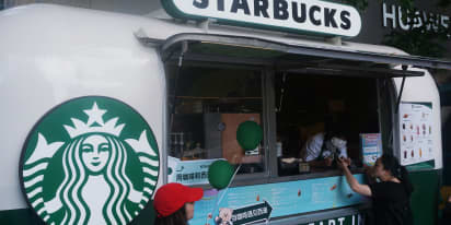 Jim Cramer takes issue with an analyst's Starbucks downgrade. Here's why