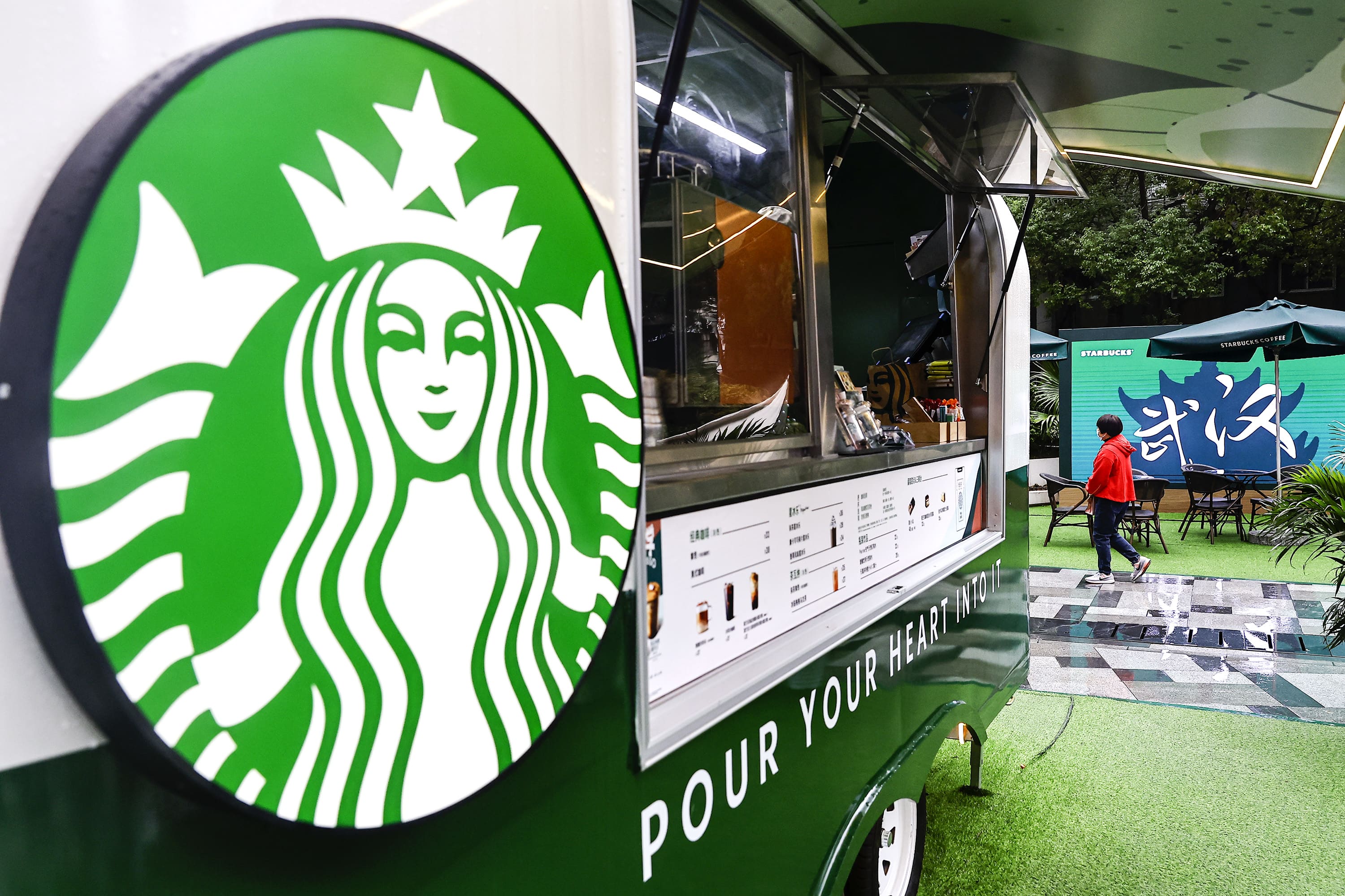 Jim Cramer praises Starbucks for an ‘exceptional quarter’ — here are the reasons