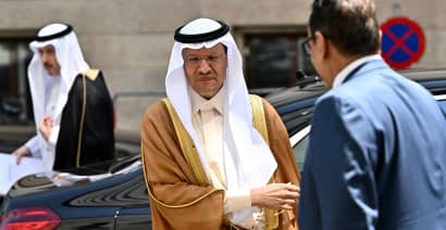 OPEC+ sticks to 2023 oil production targets as Saudi Arabia announces further voluntary cuts