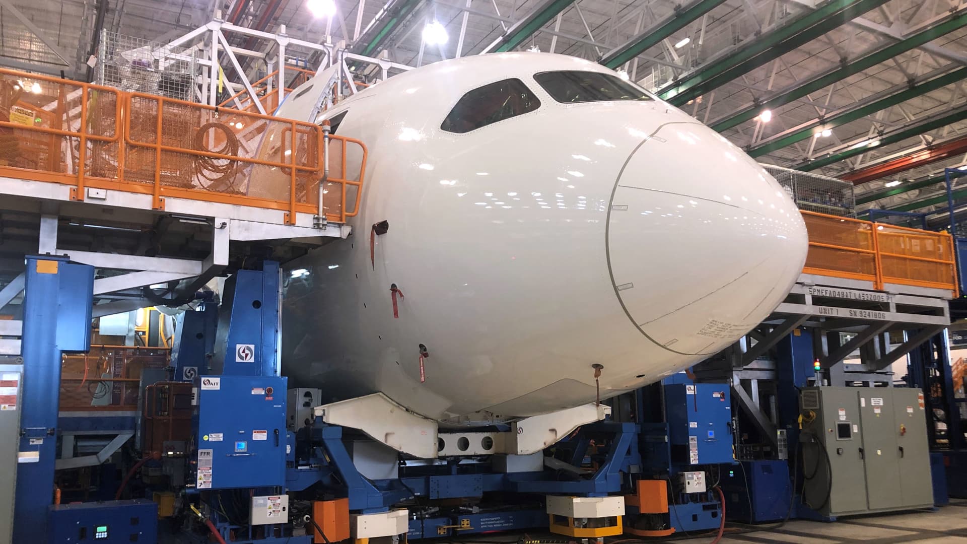 Boeing expects slower production increase of 787 Dreamliner because of parts shortages
