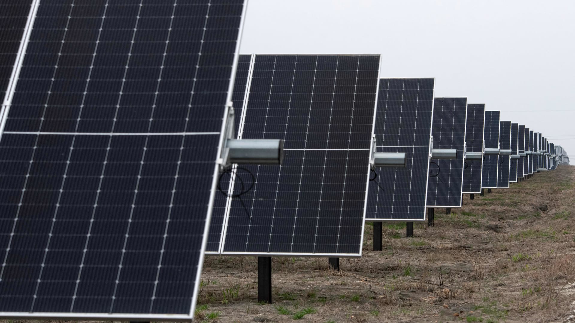 Solar stocks tumble to 3-year low as Solaredge drops nearly 30% on demand warning