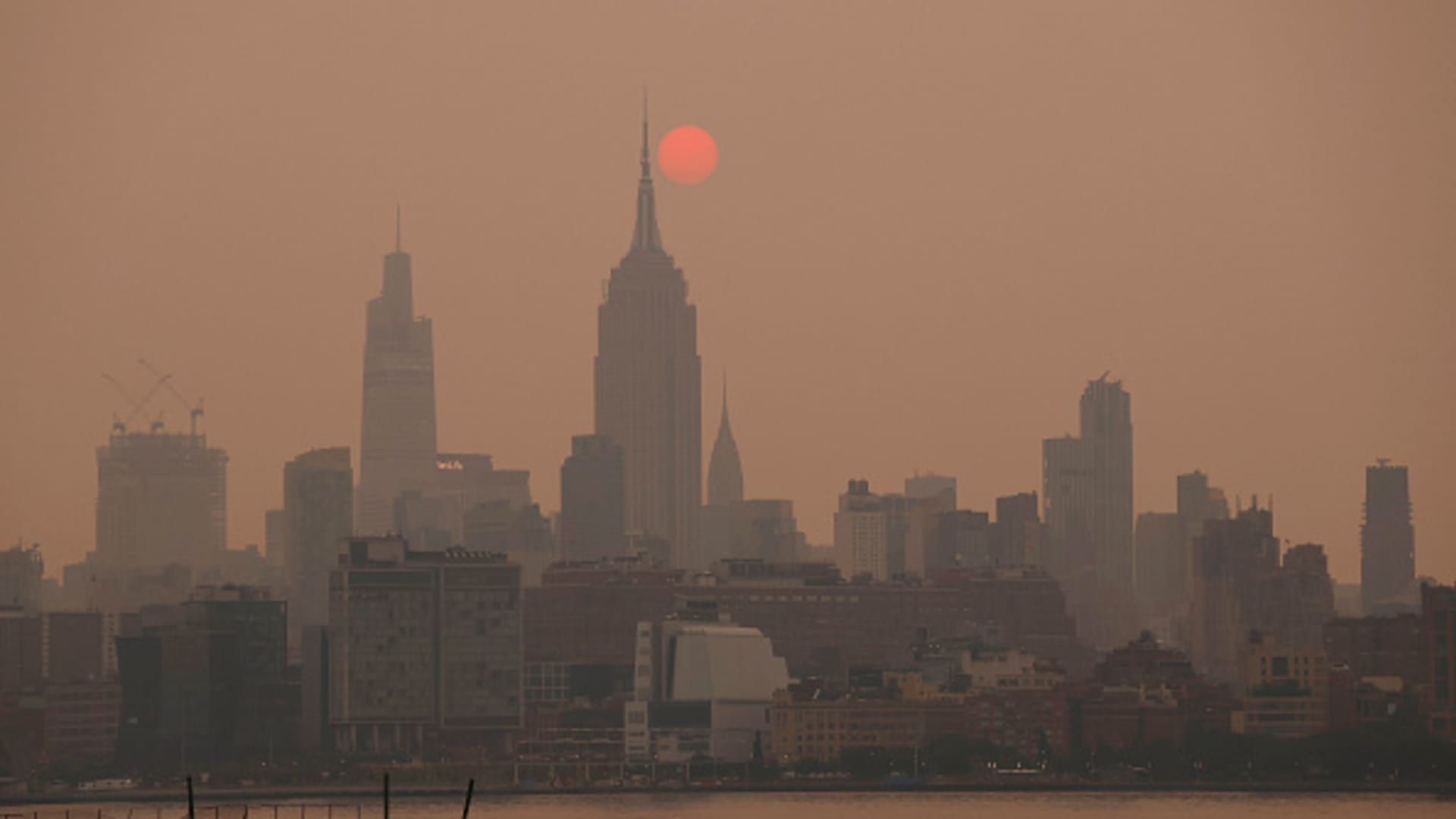 Canadian wildfire smoke creates hazy skies and unhealthy air quality in New York City