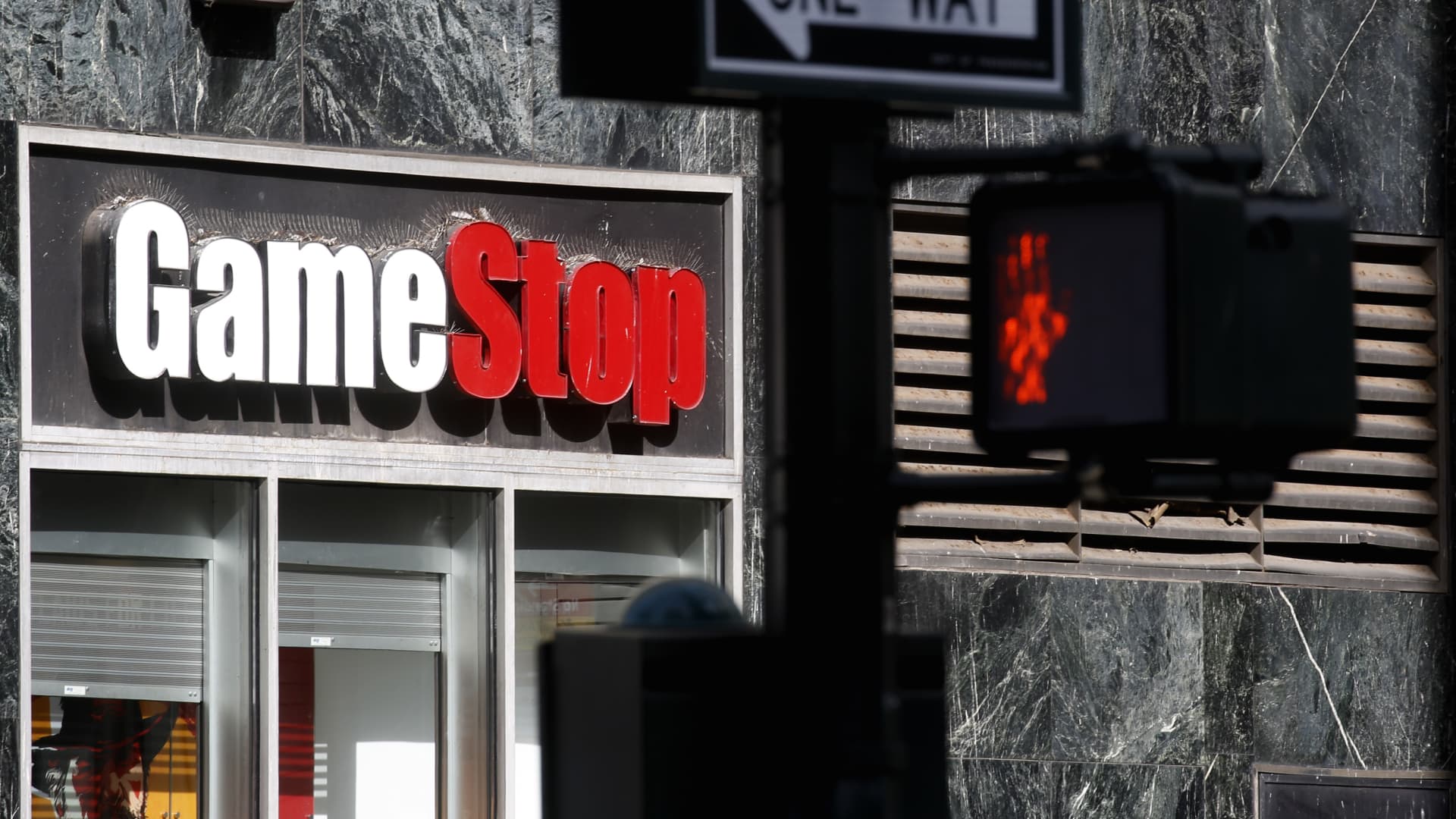GameStop shares fall 20% after it files to sell additional stock, says first quarter sales dropped