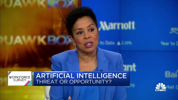 Majority of workers not worried A.I. will make their job obsolete, CNBC survey finds