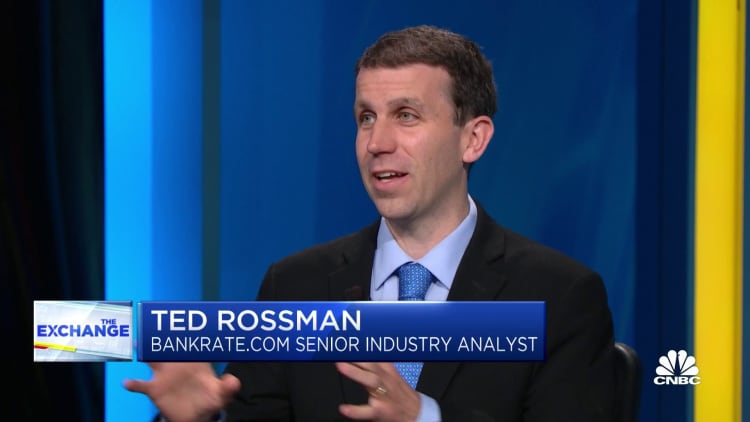 Wealth concentrating more and more at upper-income levels, says Bankrate’s Ted Rossman