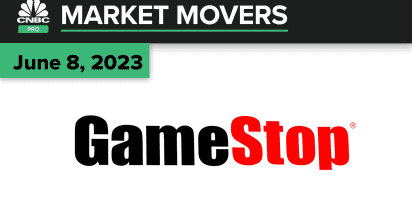GameStop stock plummets after CEO is fired. Here's what the pros say