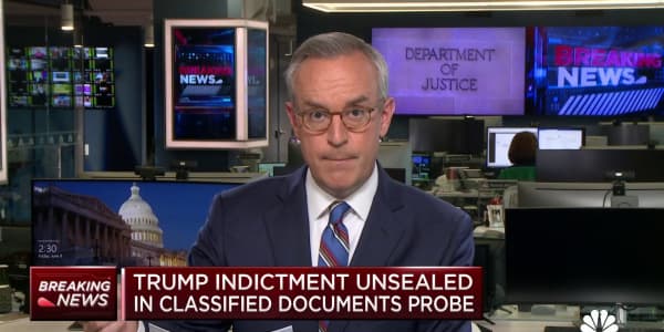 Trump charged with 37 counts in classified documents case