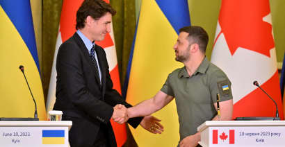 Ukraine's fight for 'the future of us all,' Trudeau says on surprise trip to Kyiv