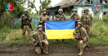 Kyiv claims front-line villages liberated in counteroffensive; Putin appeals to Russians' patriotism