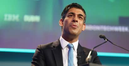 British Prime Minister Rishi Sunak pitches UK as home of A.I. safety regulation 