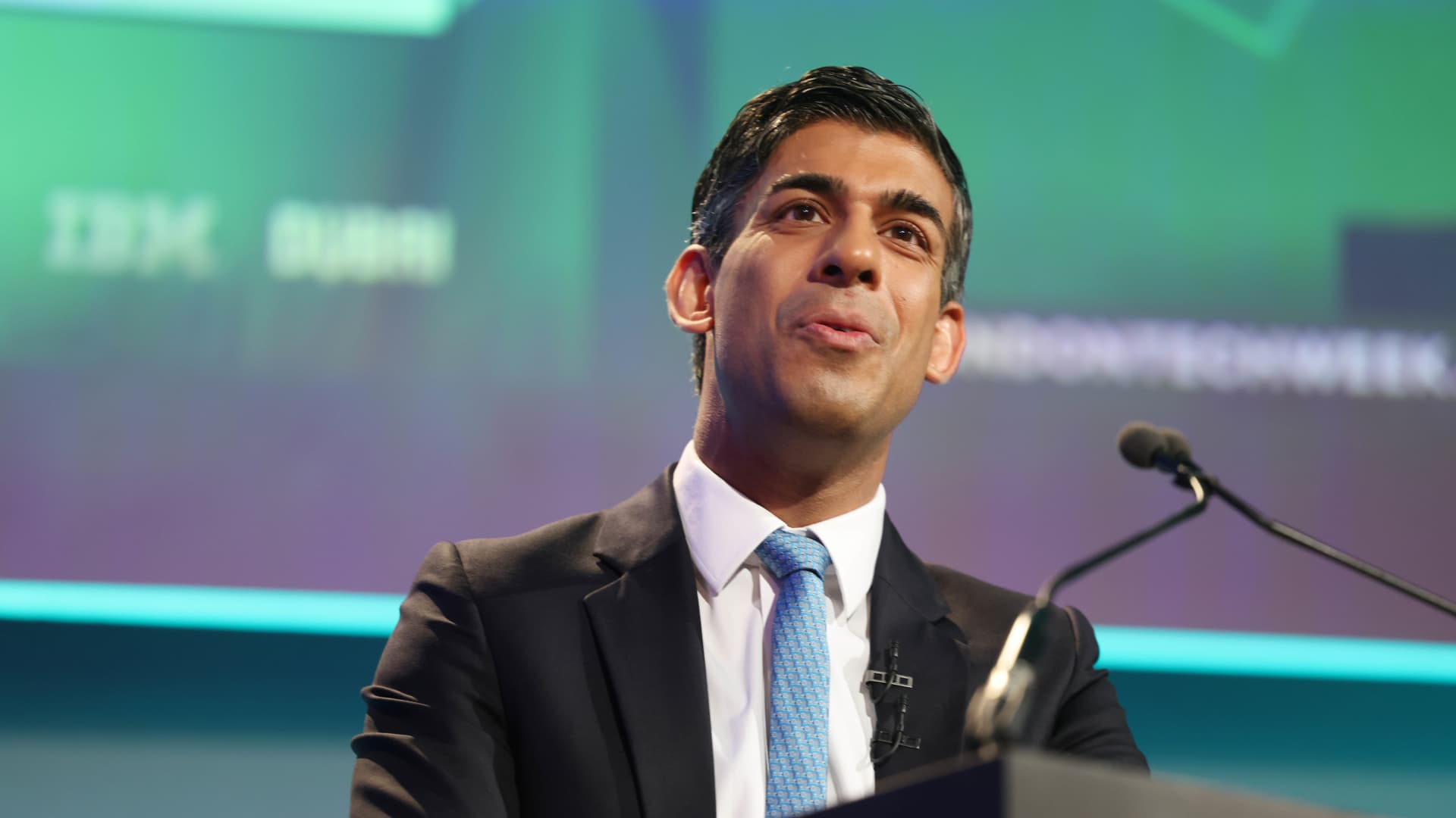 British Prime Minister Rishi Sunak pitches UK as home of AI safety ...