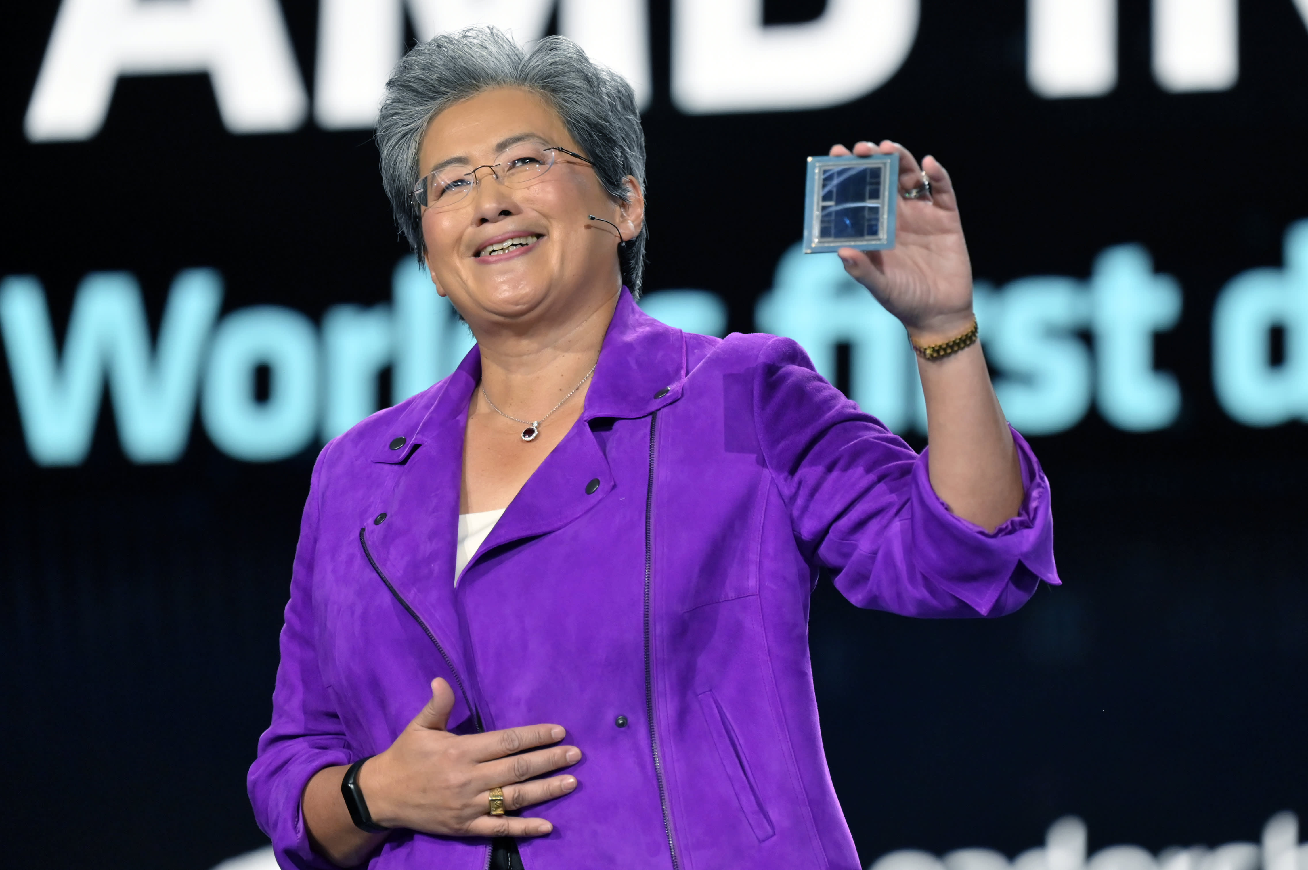 Meta và Microsoft mua chip AI mới của AMD thay thế Nvidia