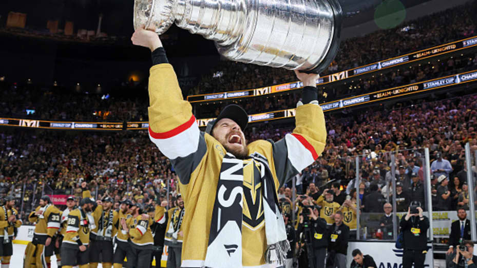 The 10 Best NHL Players To Ever Win The Stanley Cup - TheStreet