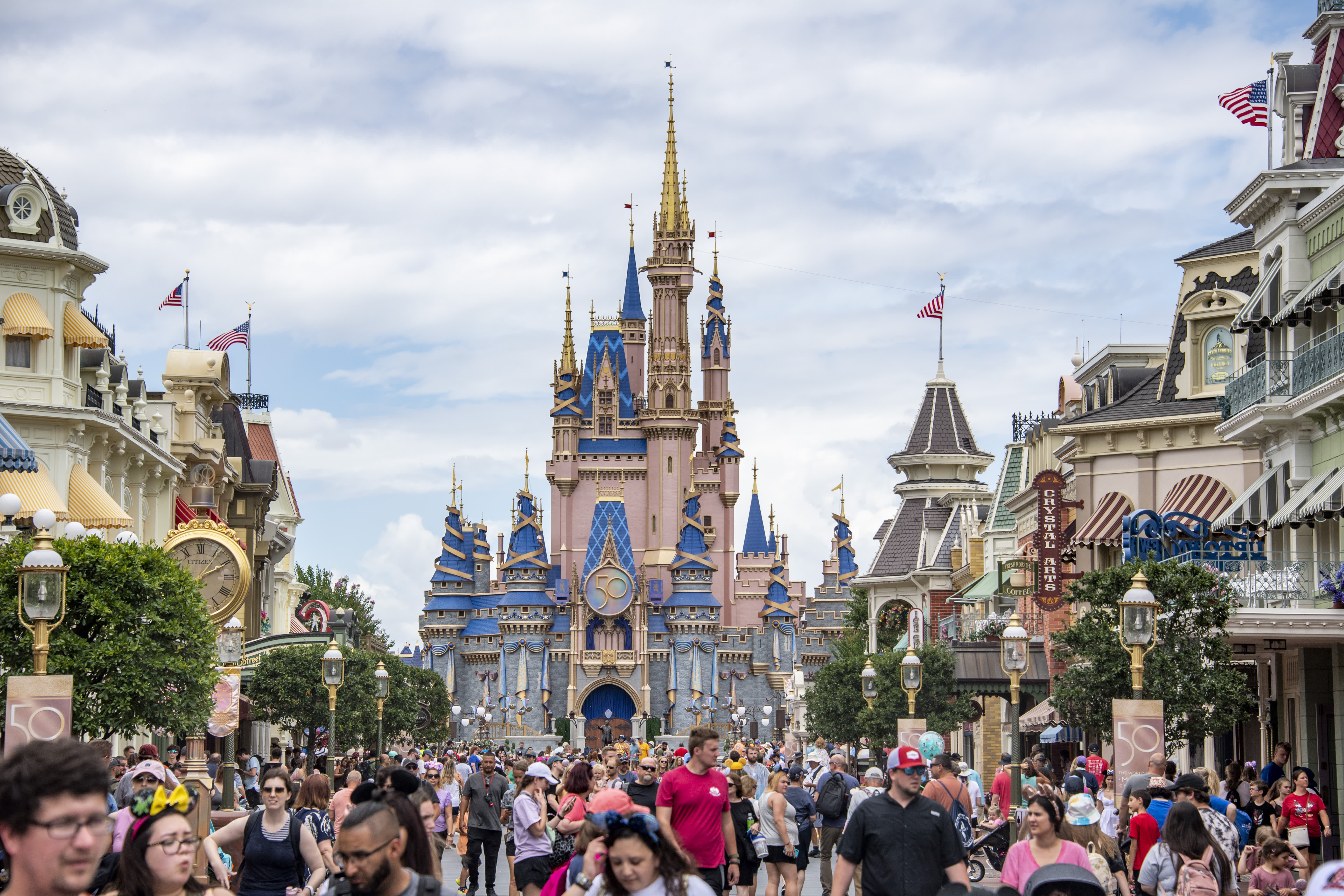 WHat I wore to Disneyworld – Can I just be honest?