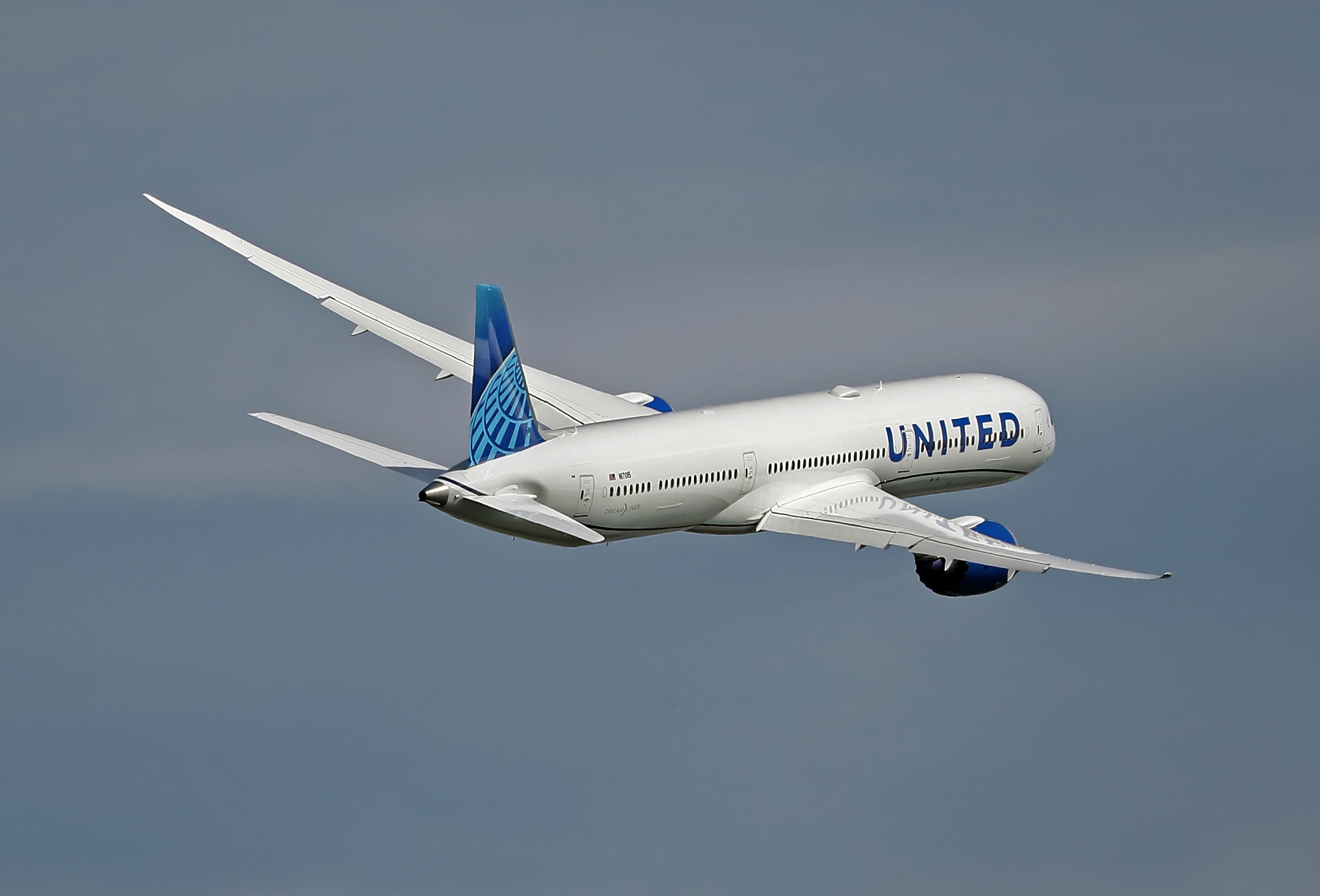 La United chiede ai piloti di prendere un congedo non retribuito, a causa dei ritardi della Boeing