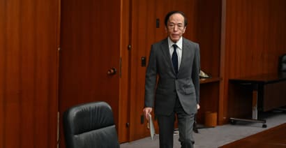 Bank of Japan leaves rates unchanged, holding them at ultra low levels