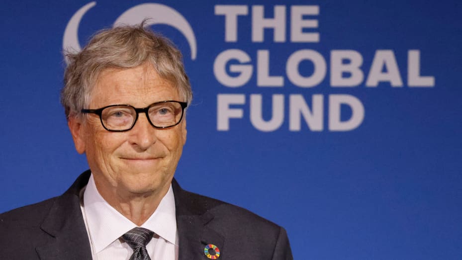 El filántropo estadounidense Bill Gates habla durante la Séptima Conferencia de Reposición del Fondo Mundial en Nueva York el 21 de septiembre de 2022. (Foto de Ludovic MARIN/AFP) (Foto de LUDOVIC MARIN/AFP vía Getty Images)