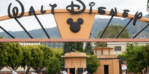 Here's how analysts say to trade Disney ahead of its earnings announcement