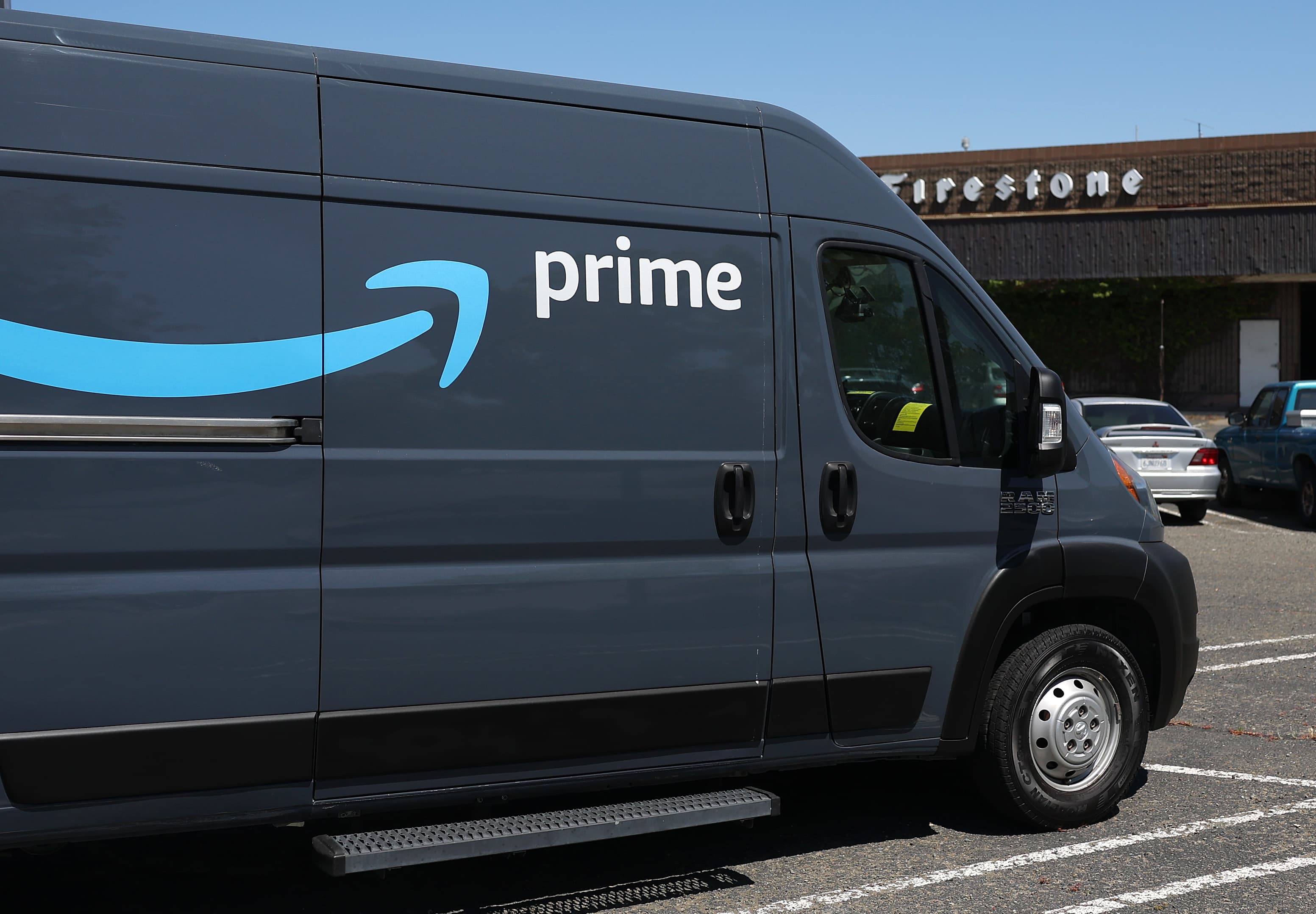 says it's working on free one-day Prime shipping - The Verge