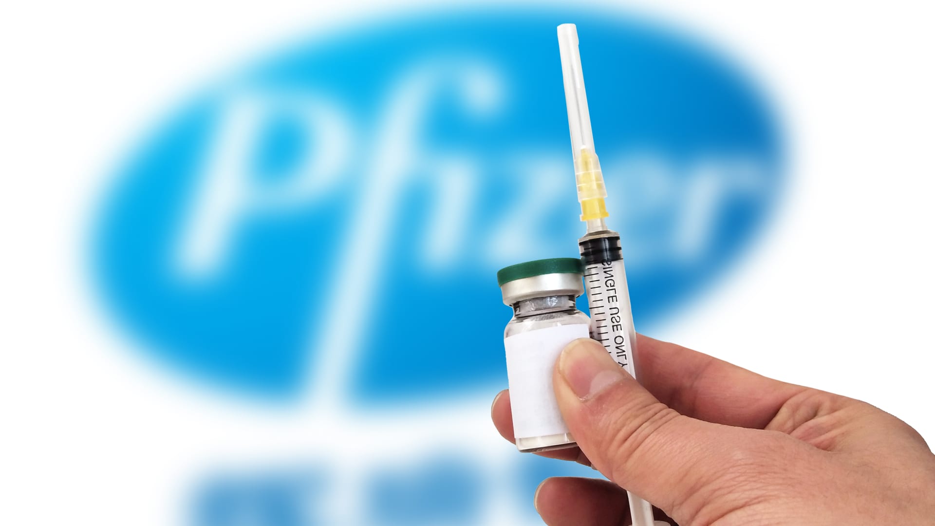 Pfizer's combination Covid, flu vaccine will move to final-stage trial after positive data - CNBC