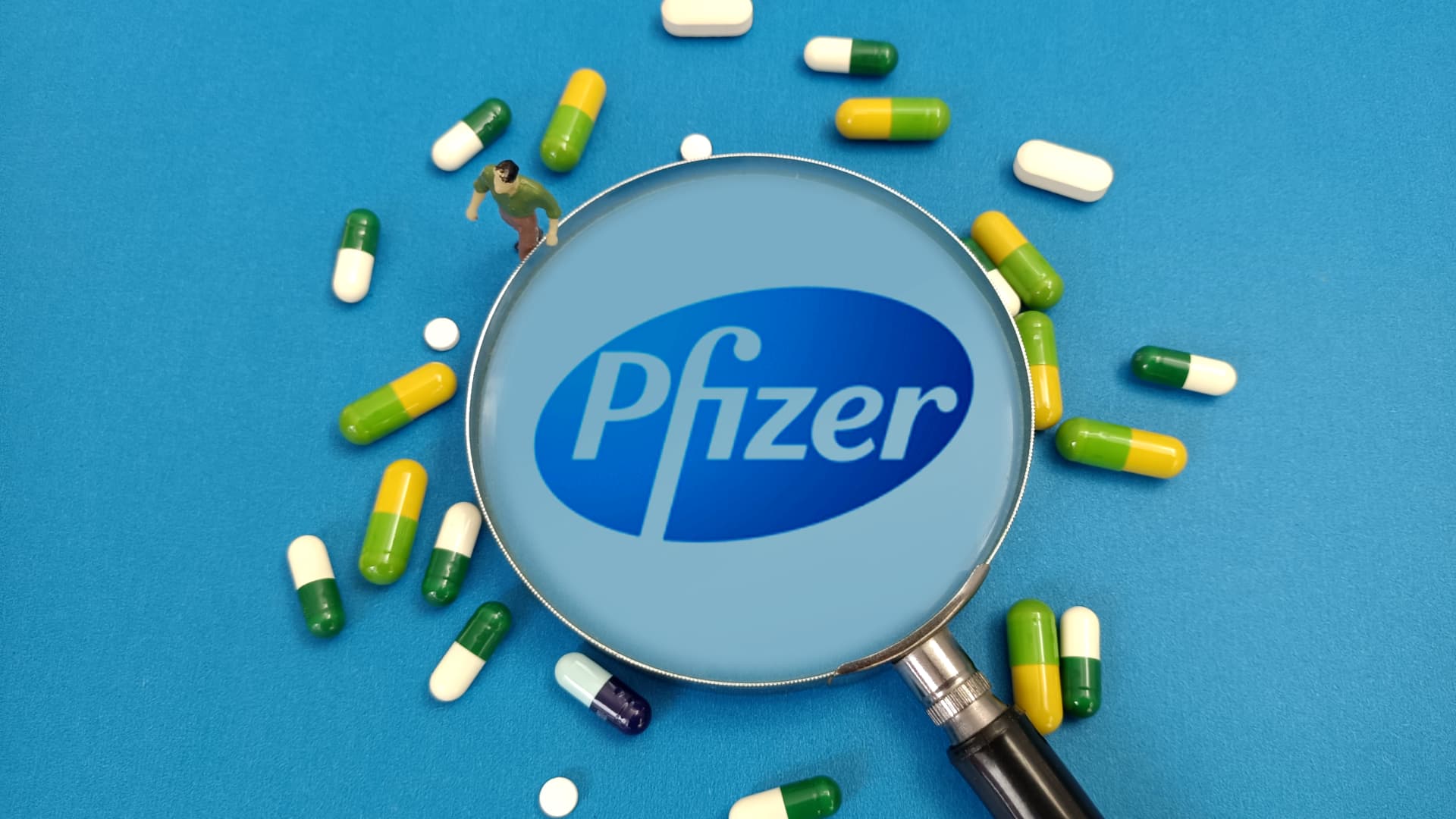 Pfizer's drug for advanced lung cancer shows promising long-term trial results