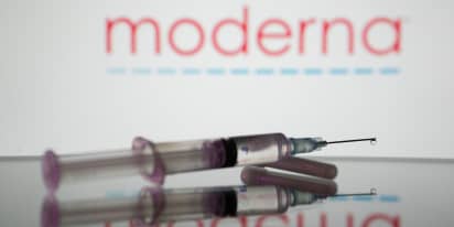 Moderna stock falls as sinking Covid vaccine demand drives steep loss