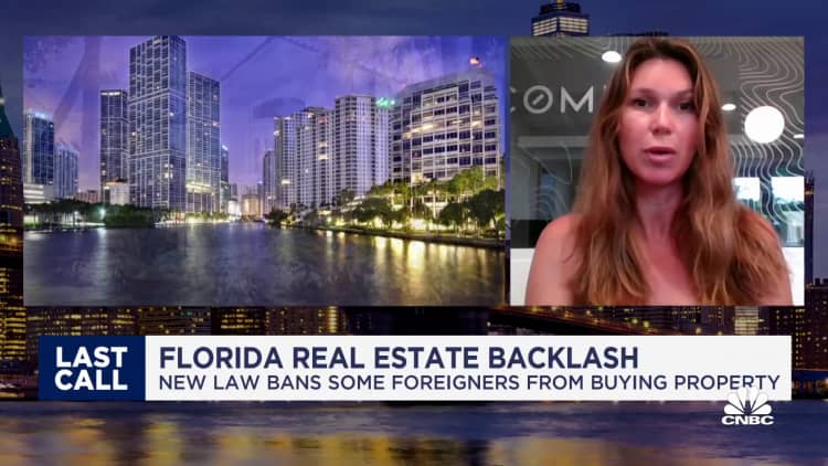 New Florida law bans foreign buyers from seven countries from purchasing real estate in the state