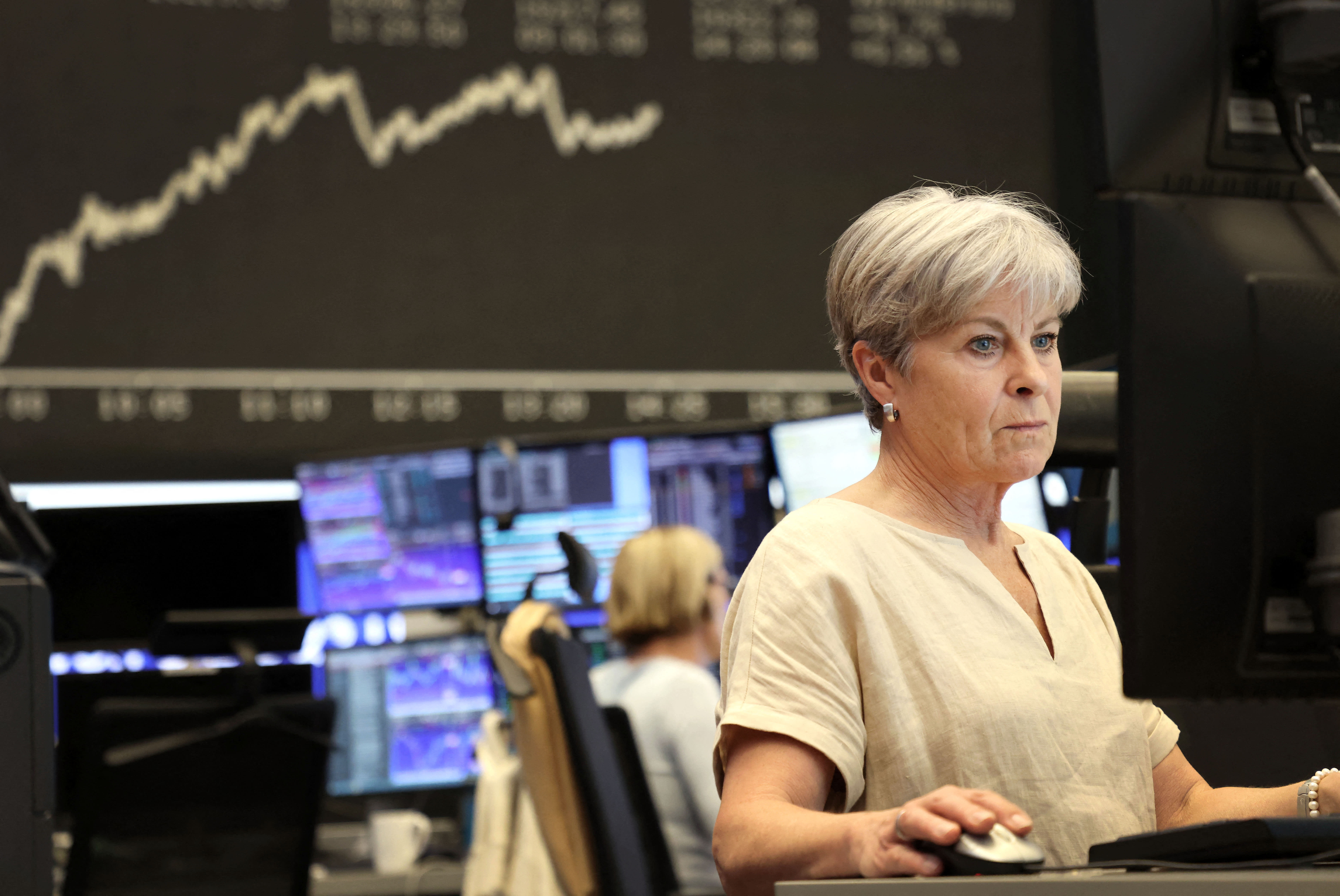Die europäischen Märkte sind offen für Abschlussmeldungen, Gewinne, Daten und Neuigkeiten
