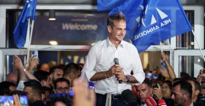 Mitsotakis to be sworn in as Greek PM after landslide victory