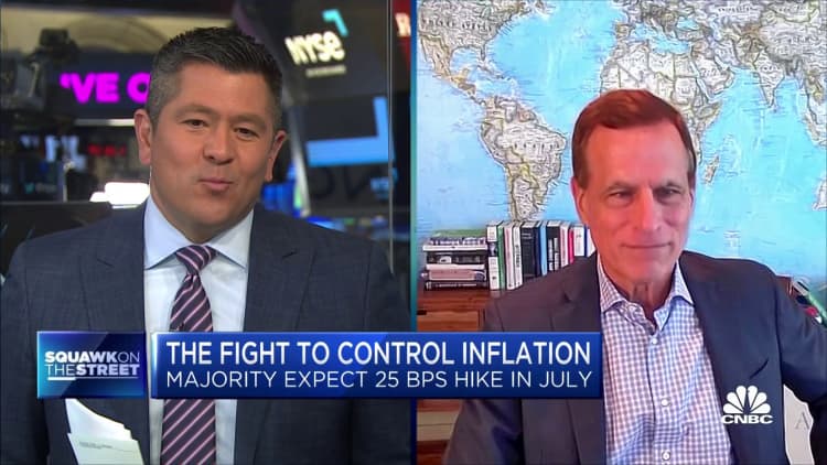 The economy is not slowing as much as people think, says former Fed President Robert Kaplan