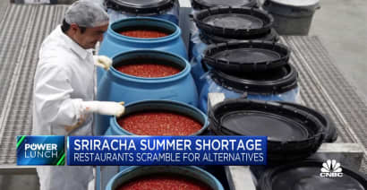 Sriracha summer shortage: Restaurants scramble for alternatives