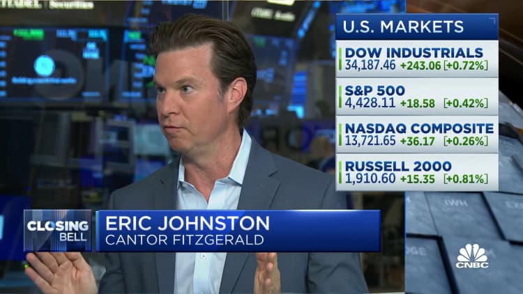 Chasing stock market momentum is 'playing with fire,' says Cantor's Eric Johnston