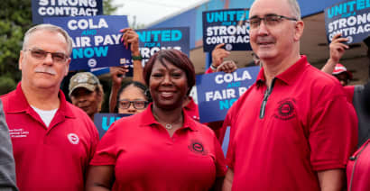 Everything you need to know about UAW's strike plans and possible lockouts