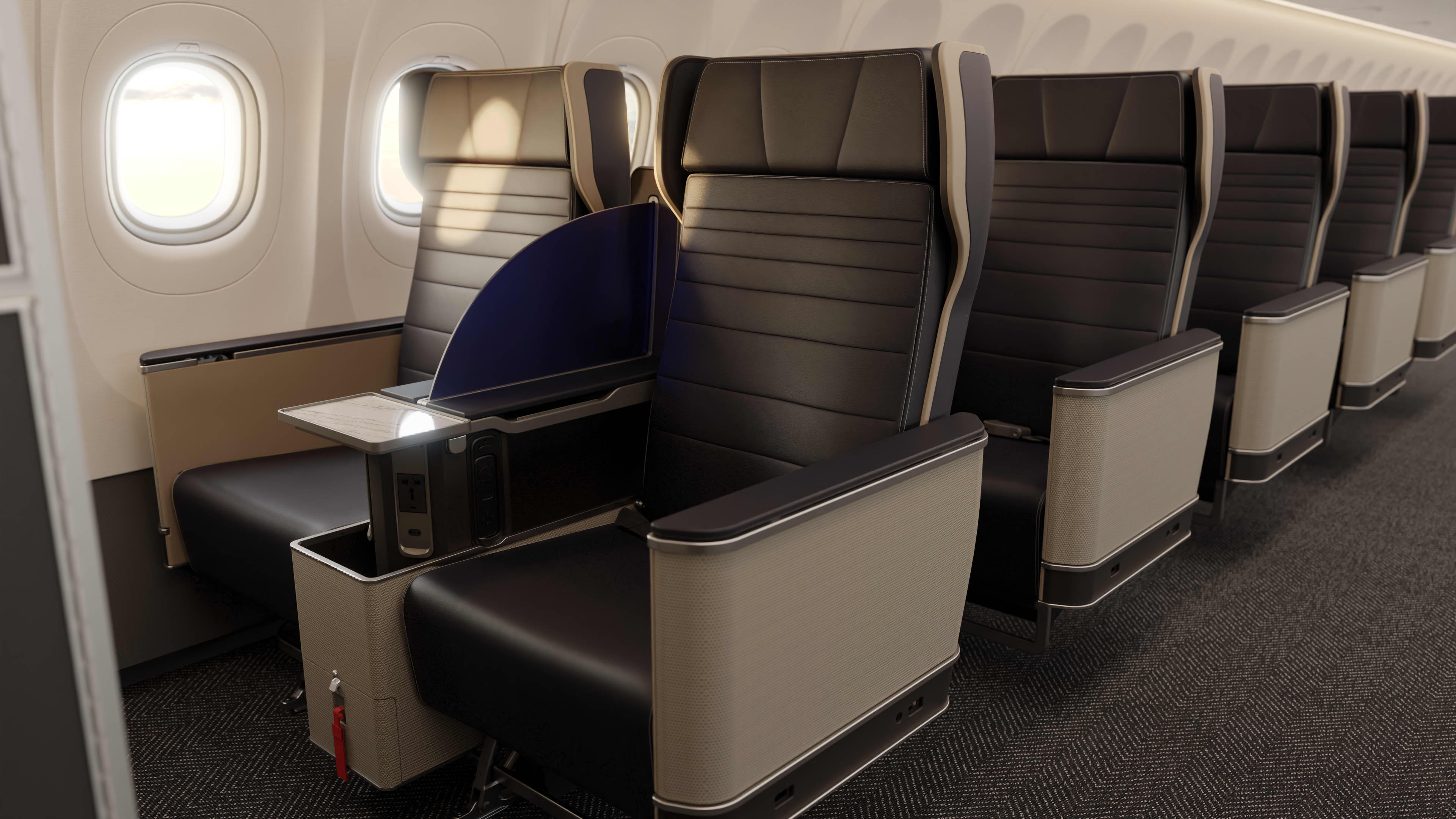 United Unveils New First Class Seats In