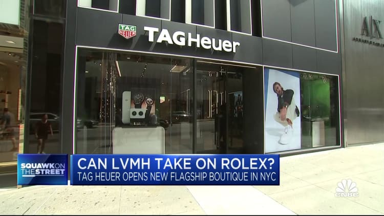 LVMH adquiere Rolex: Tag Heuer abre una nueva tienda insignia en la ciudad de Nueva York