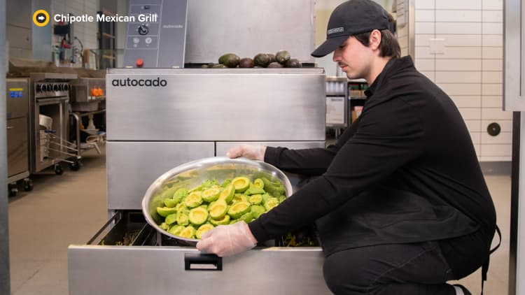 Chipotle tests robot that can prepare avocados to make guacamole faster