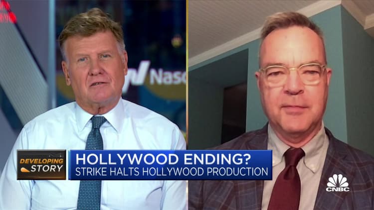 NY Times' Jim Stewart says prominent Hollywood workers have given companies a short-term gift