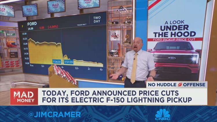 Electric vehicles could be losing their excitment factor, says Jim Cramer